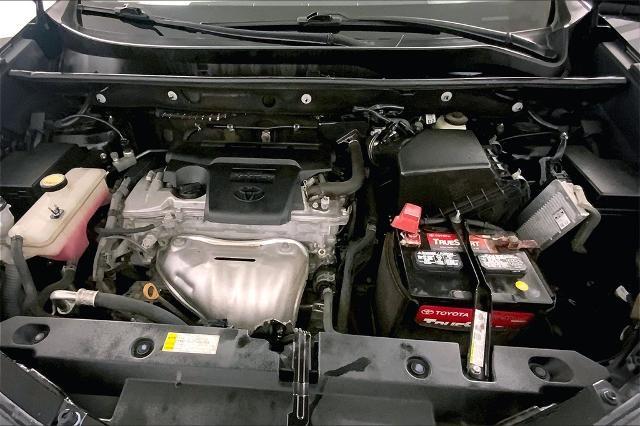 2017 Toyota RAV4 Vehicle Photo in Lees Summit, MO 64086