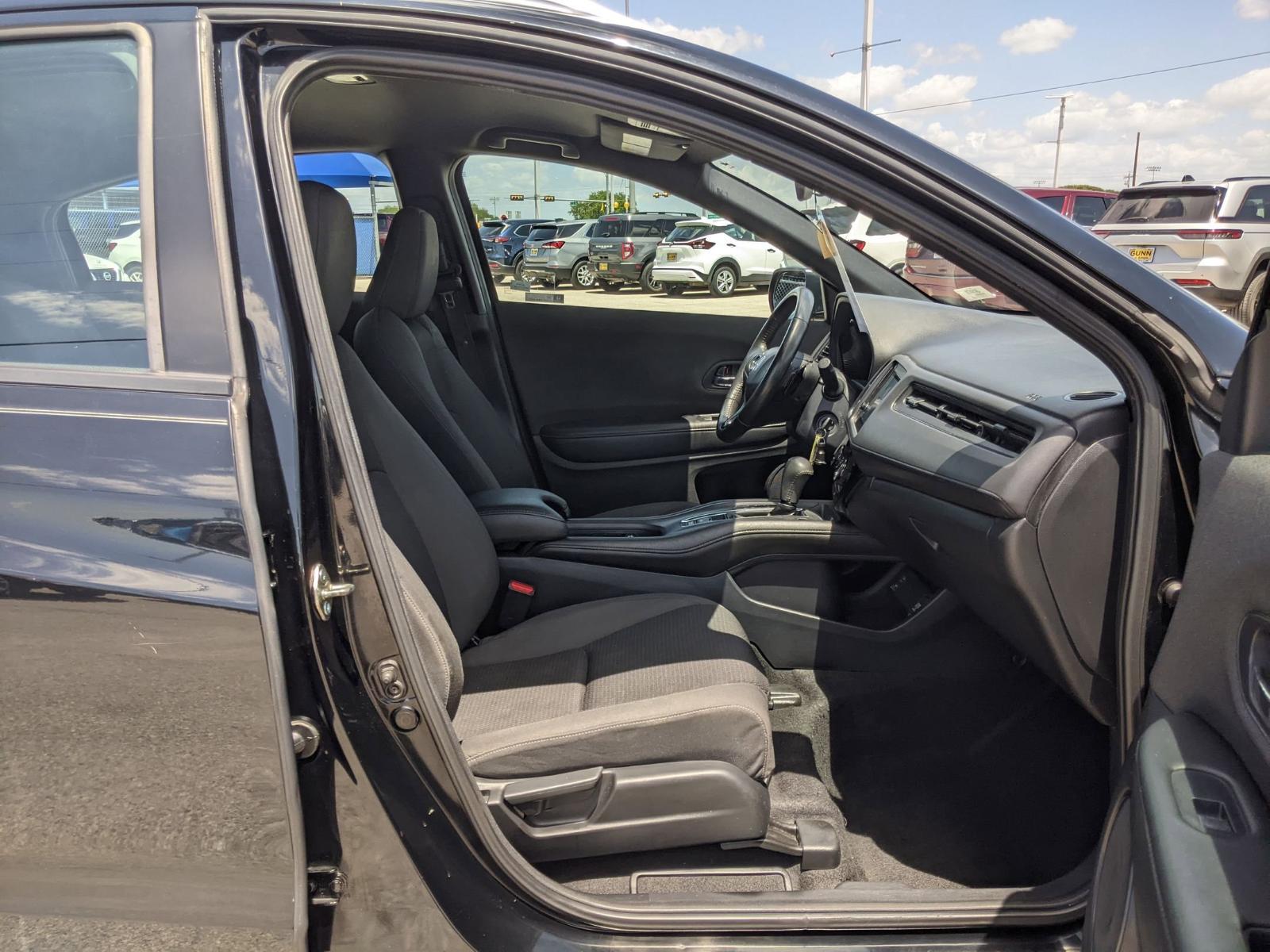 2020 Honda HR-V Vehicle Photo in Seguin, TX 78155