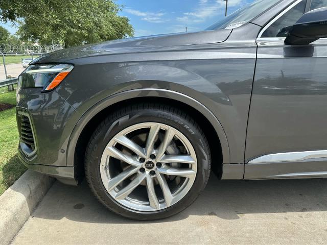 2025 Audi Q7 Vehicle Photo in HOUSTON, TX 77090