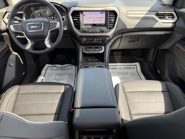 2023 GMC Acadia Vehicle Photo in COLUMBIA, MO 65203-3903