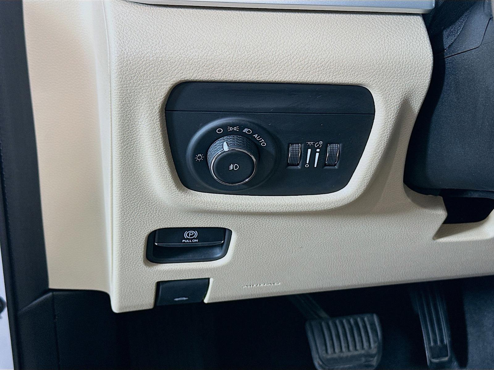 2021 Jeep Grand Cherokee L Vehicle Photo in Langhorne, PA 19047