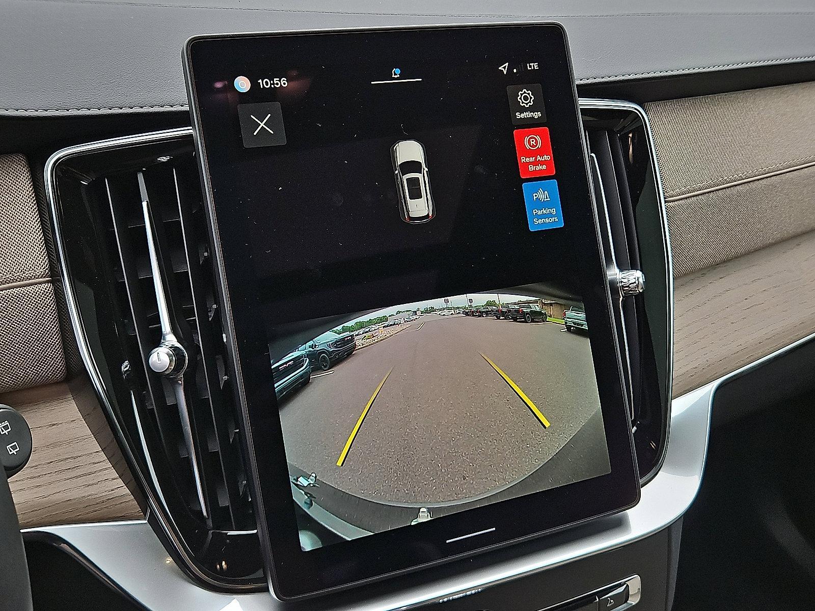 2026 Volvo XC90 Vehicle Photo in Trevose, PA 19053