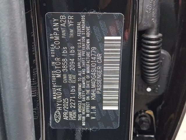 2025 Hyundai ELANTRA Vehicle Photo in Philadelphia, PA 19116