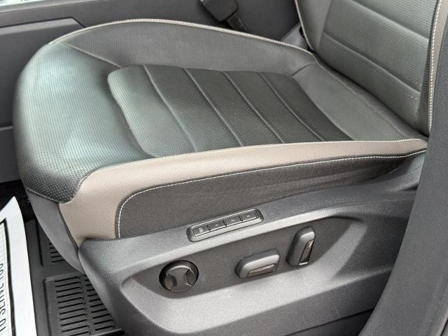 2021 Volkswagen Atlas Cross Sport Vehicle Photo in COLUMBIA, MO 65203-3903