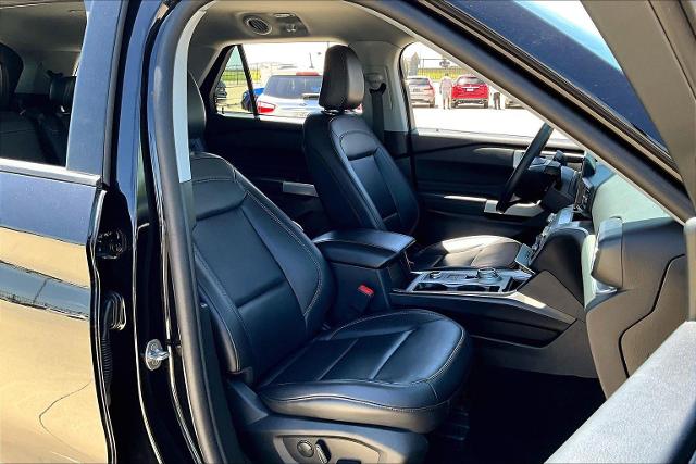 2024 Ford Explorer Vehicle Photo in Grapevine, TX 76051