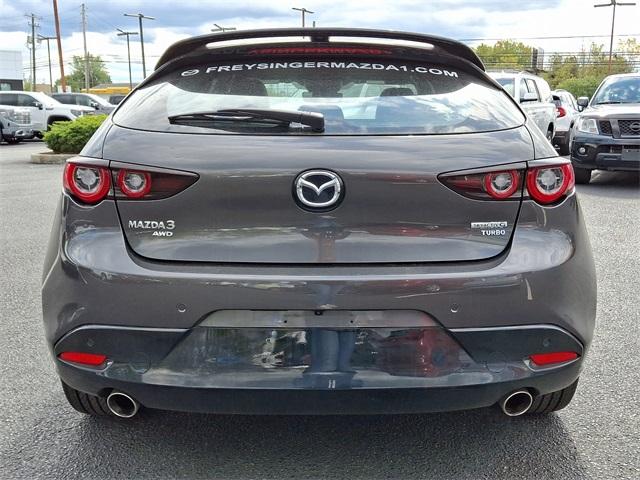2024 Mazda3 Hatchback Vehicle Photo in New Bloomfield, PA 17068