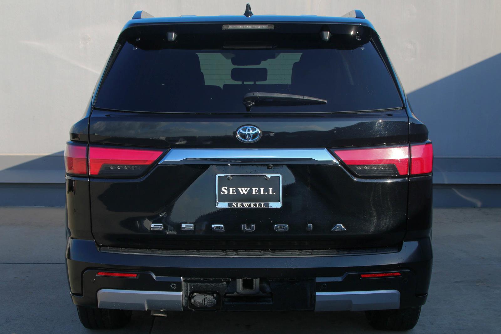 2023 Toyota Sequoia Vehicle Photo in SUGAR LAND, TX 77478