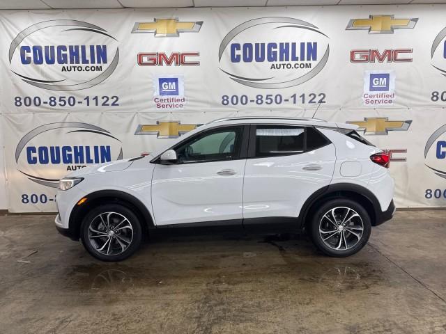 Used 2022 Buick Encore GX Select with VIN KL4MMDS29NB074387 for sale in London, OH