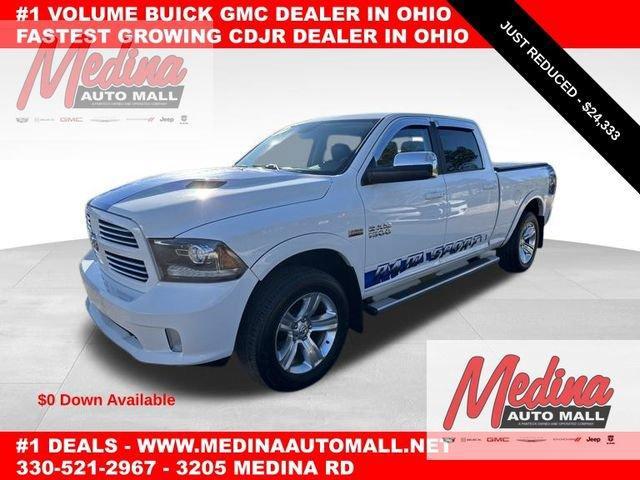 2017 Ram 1500 Vehicle Photo in MEDINA, OH 44256-9631