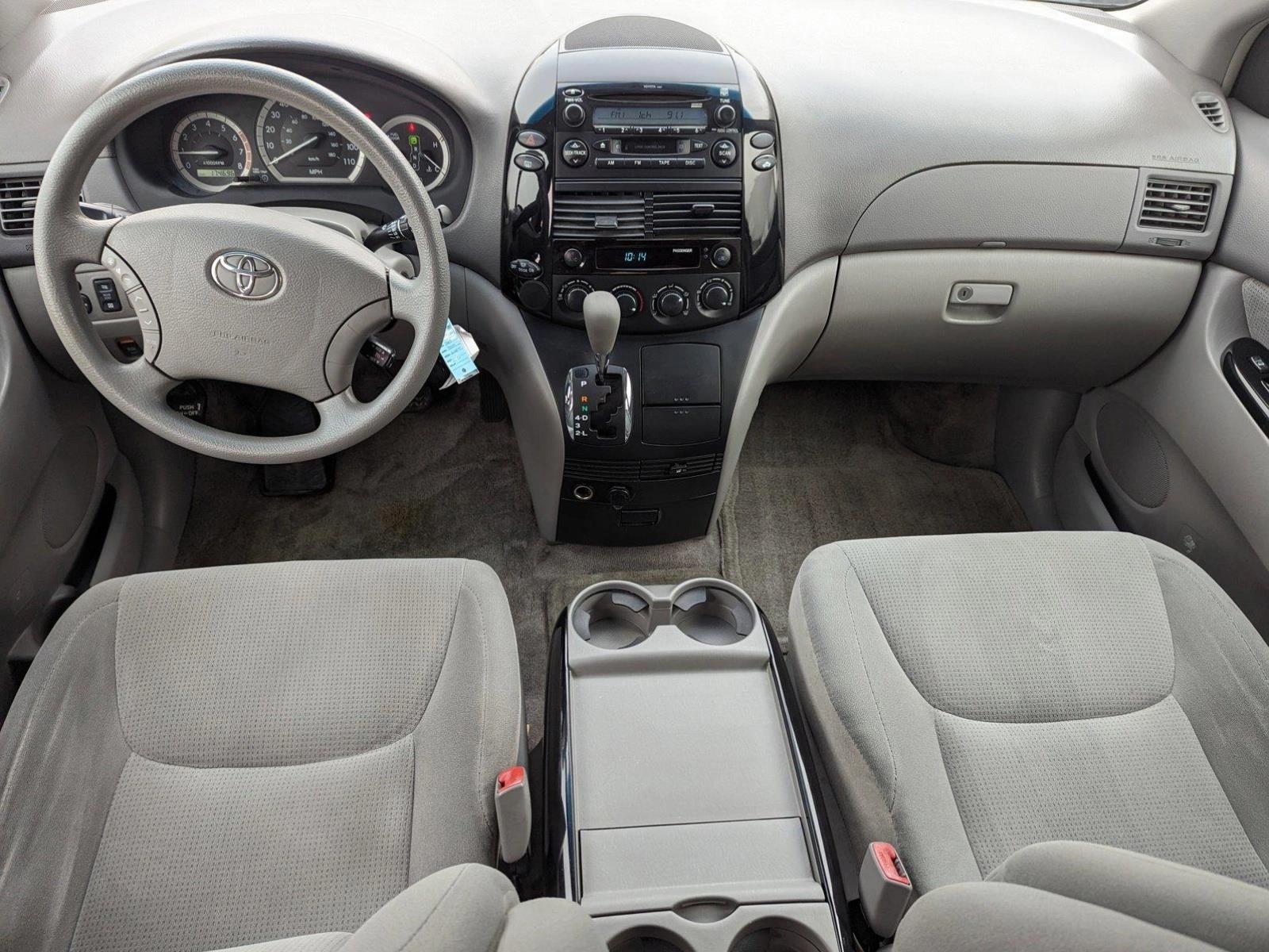 2005 Toyota Sienna Vehicle Photo in Spokane Valley, WA 99206