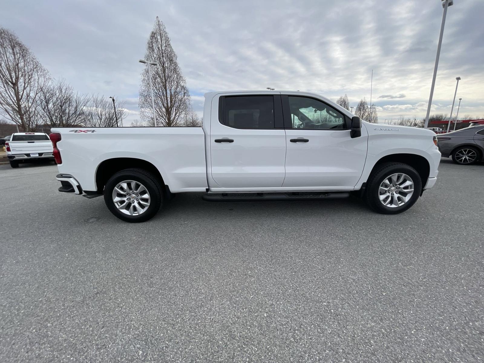 2025 Chevrolet Silverado 1500 Vehicle Photo in BENTONVILLE, AR 72712-4322