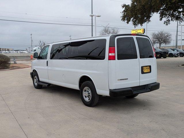 2022 Chevrolet Express Passenger 3500 Vehicle Photo in SELMA, TX 78154-1460