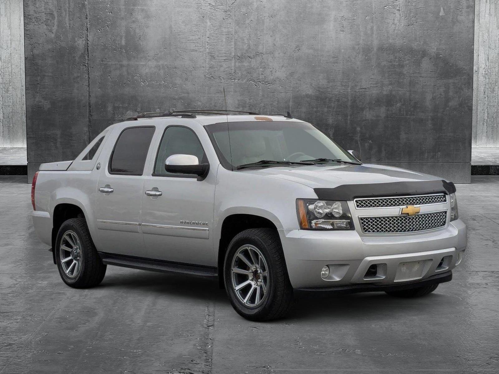 2013 Chevrolet Avalanche Vehicle Photo in Spokane Valley, WA 99212