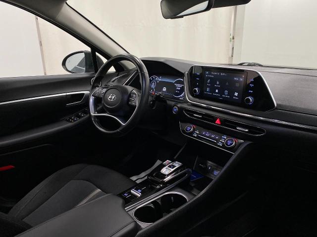 2021 Hyundai SONATA Vehicle Photo in Appleton, WI 54913