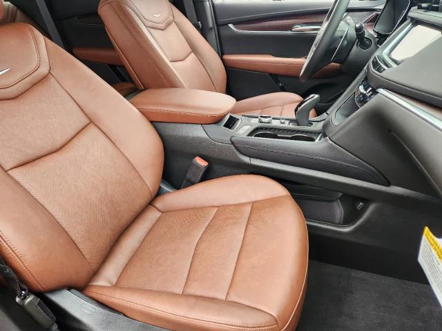 2025 Cadillac XT5 Vehicle Photo in Grapevine, TX 76051