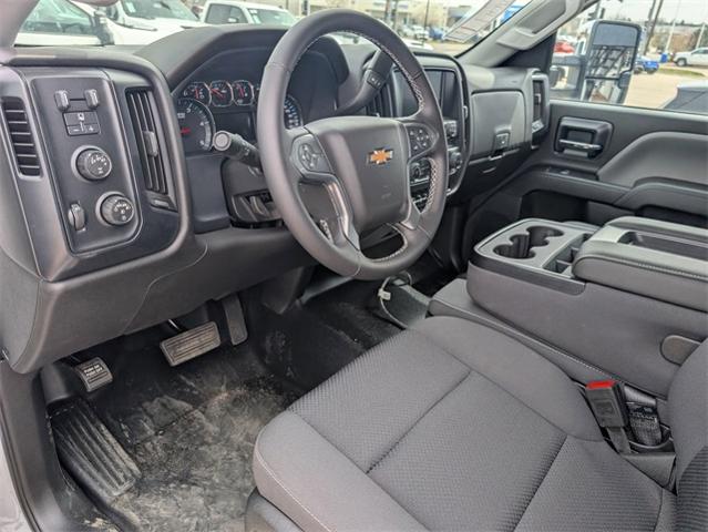 2024 Chevrolet Silverado Chassis Cab Vehicle Photo in ENGLEWOOD, CO 80113-6708
