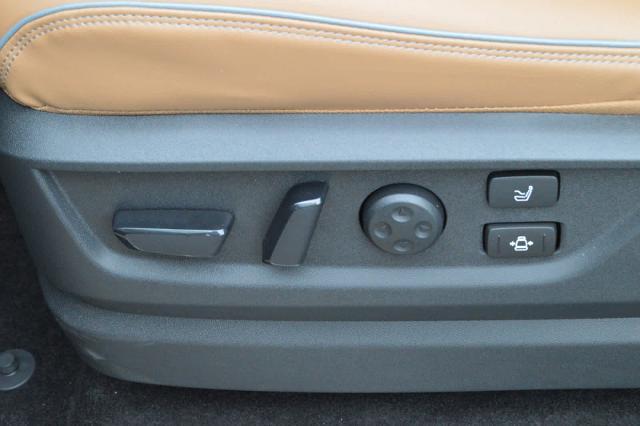 2025 INFINITI QX80 Vehicle Photo in Houston, TX 77090