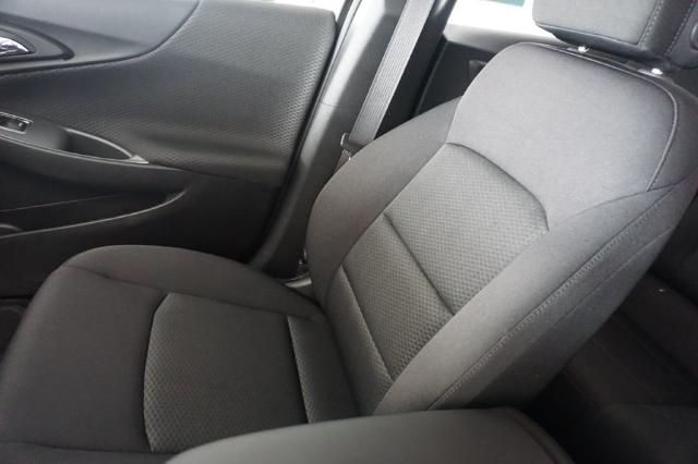 2025 Chevrolet Malibu Vehicle Photo in FAIRMONT, WV 26554-2318
