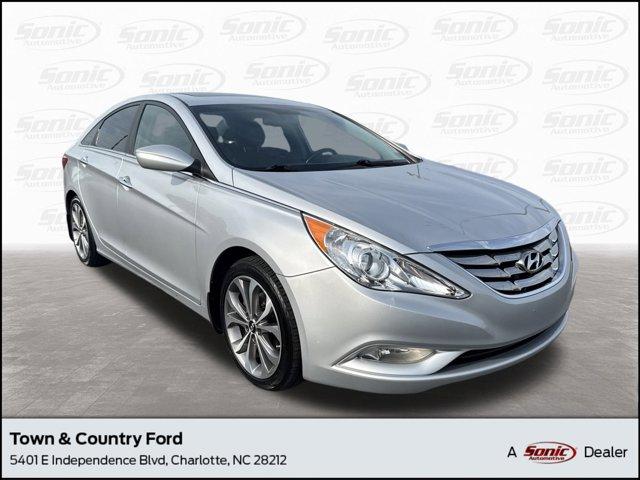 2013 Hyundai SONATA Vehicle Photo in Charlotte, NC 28212