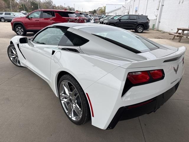 Used 2015 Chevrolet Corvette Base with VIN 1G1YF2D79F5113535 for sale in Holland, MI