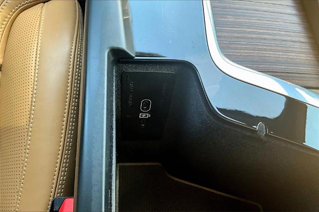 2022 Volvo XC60 Vehicle Photo in Houston, TX 77007