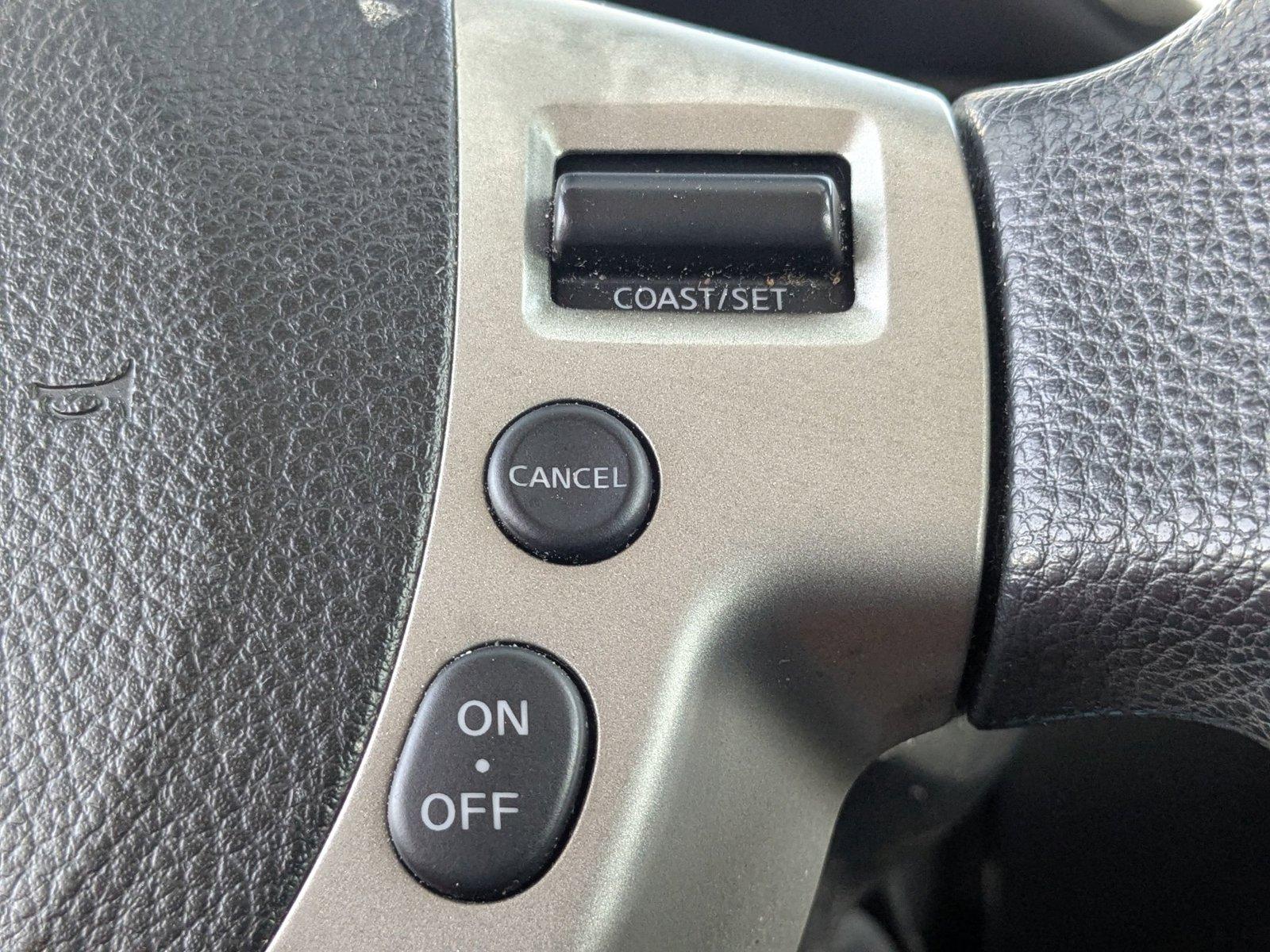 2015 Nissan Rogue Select Vehicle Photo in St. Petersburg, FL 33713