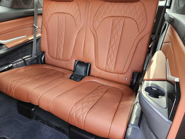 2025 BMW X7 M60i Vehicle Photo in PLANO, TX 75024
