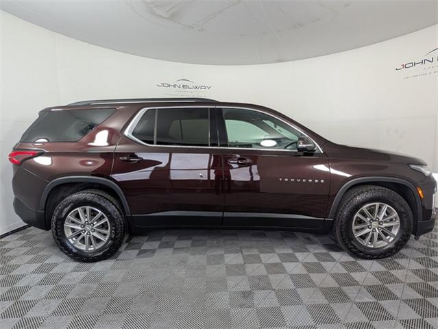 2022 Chevrolet Traverse Vehicle Photo in ENGLEWOOD, CO 80113-6708