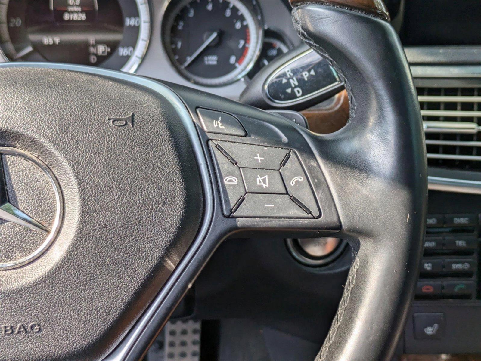 2013 Mercedes-Benz E-Class Vehicle Photo in Tampa, FL 33614