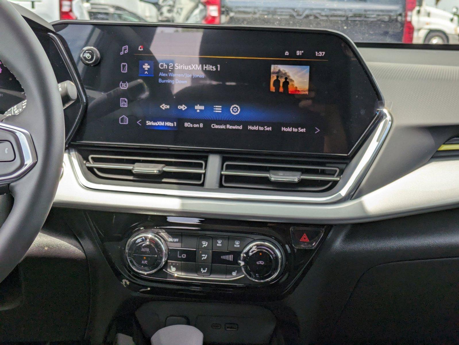 2025 Chevrolet Trax Vehicle Photo in ORLANDO, FL 32812-3021