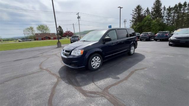 2016 Dodge Grand Caravan Vehicle Photo in TULLY, NY 13159-3159