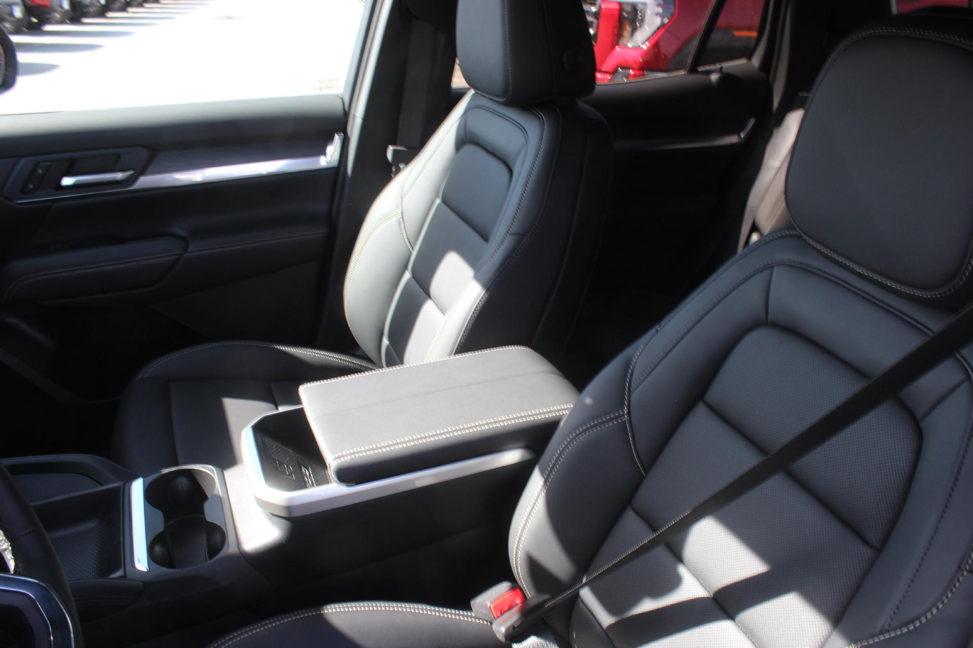 2026 GMC Terrain Vehicle Photo in AURORA, CO 80012-4011
