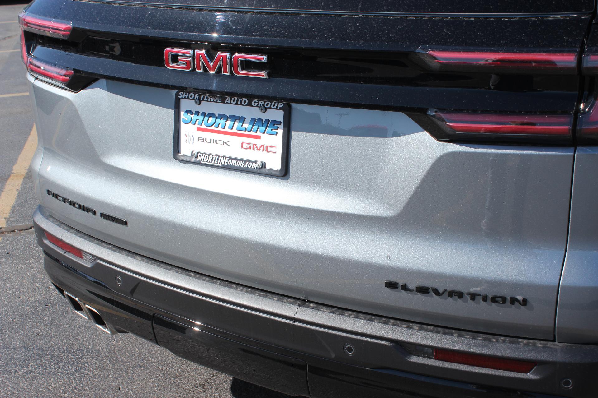 2025 GMC Acadia Vehicle Photo in AURORA, CO 80012-4011