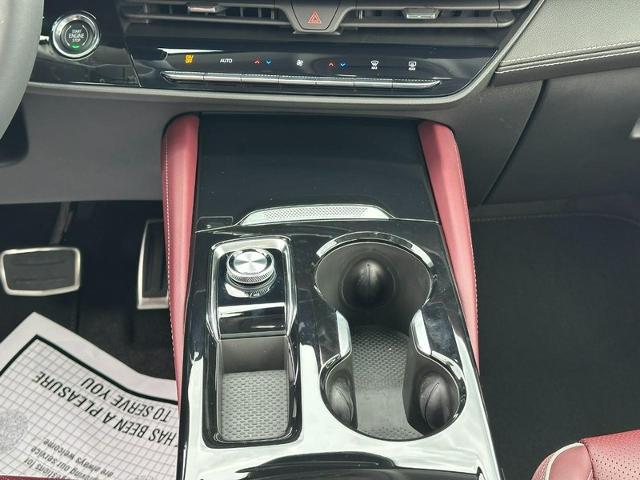 2025 Buick Envision Vehicle Photo in COLUMBIA, MO 65203-3903