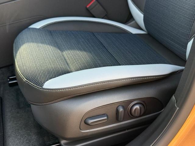 2025 Buick Envista Vehicle Photo in COLUMBIA, MO 65203-3903