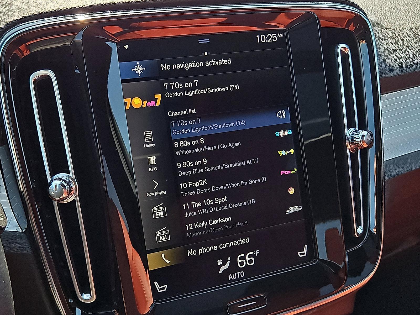 2019 Volvo XC40 Vehicle Photo in Trevose, PA 19053