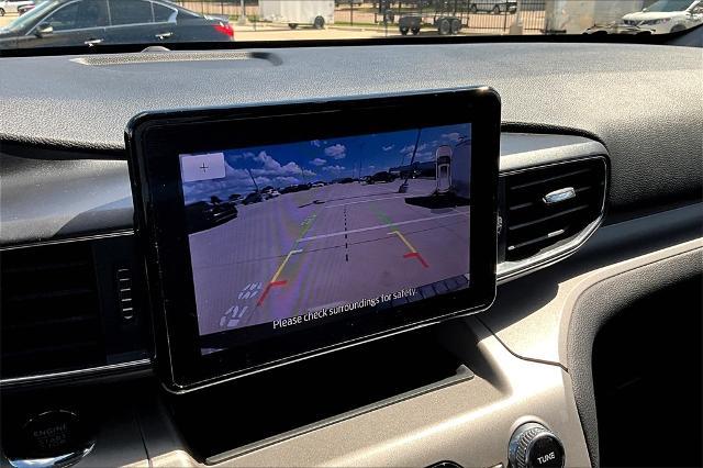 2024 Ford Explorer Vehicle Photo in Grapevine, TX 76051
