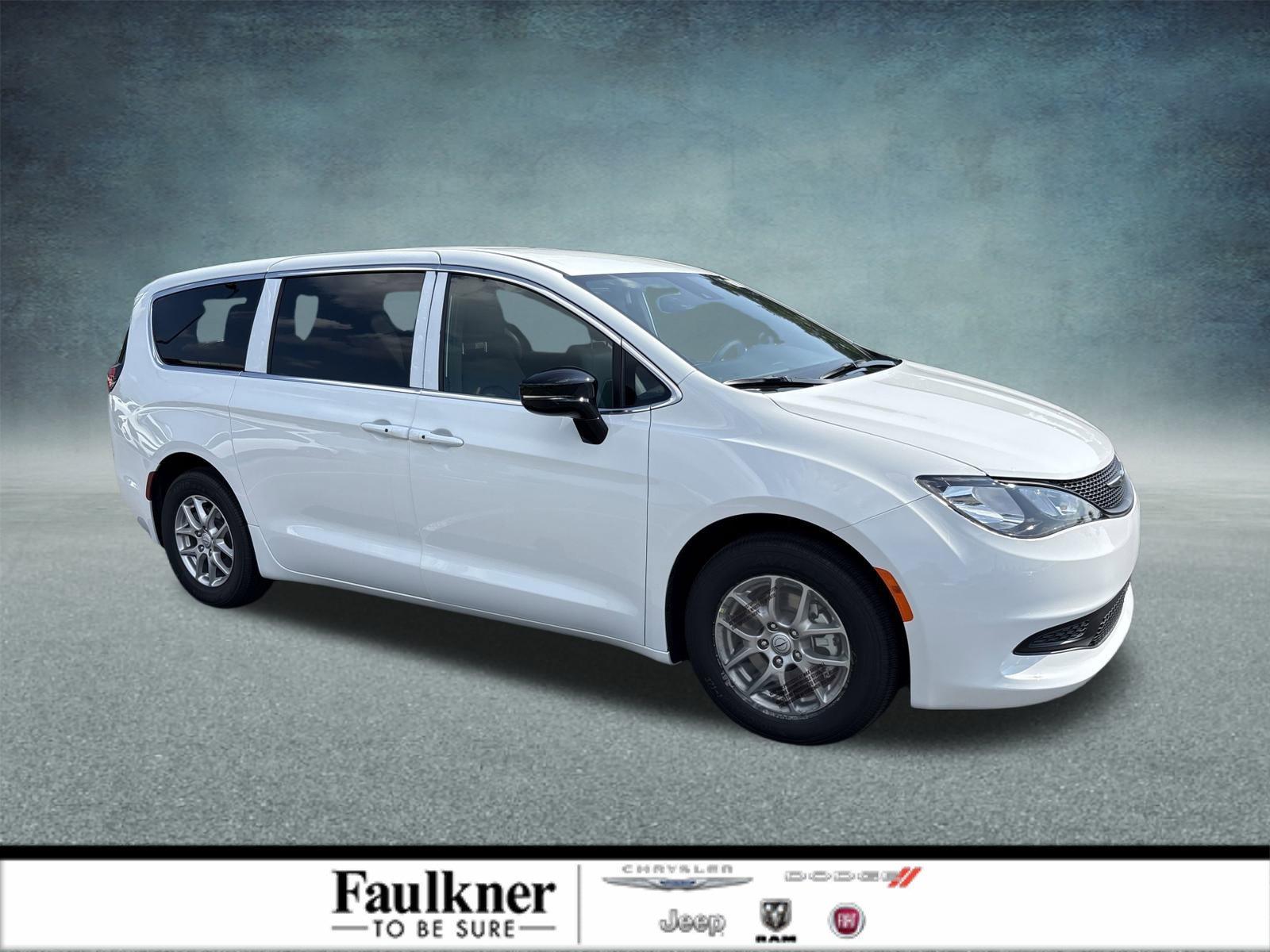 2025 Chrysler Voyager Vehicle Photo in Mechanicsburg, PA 17050-1707