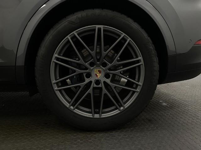 2024 Porsche Cayenne Vehicle Photo in Appleton, WI 54913