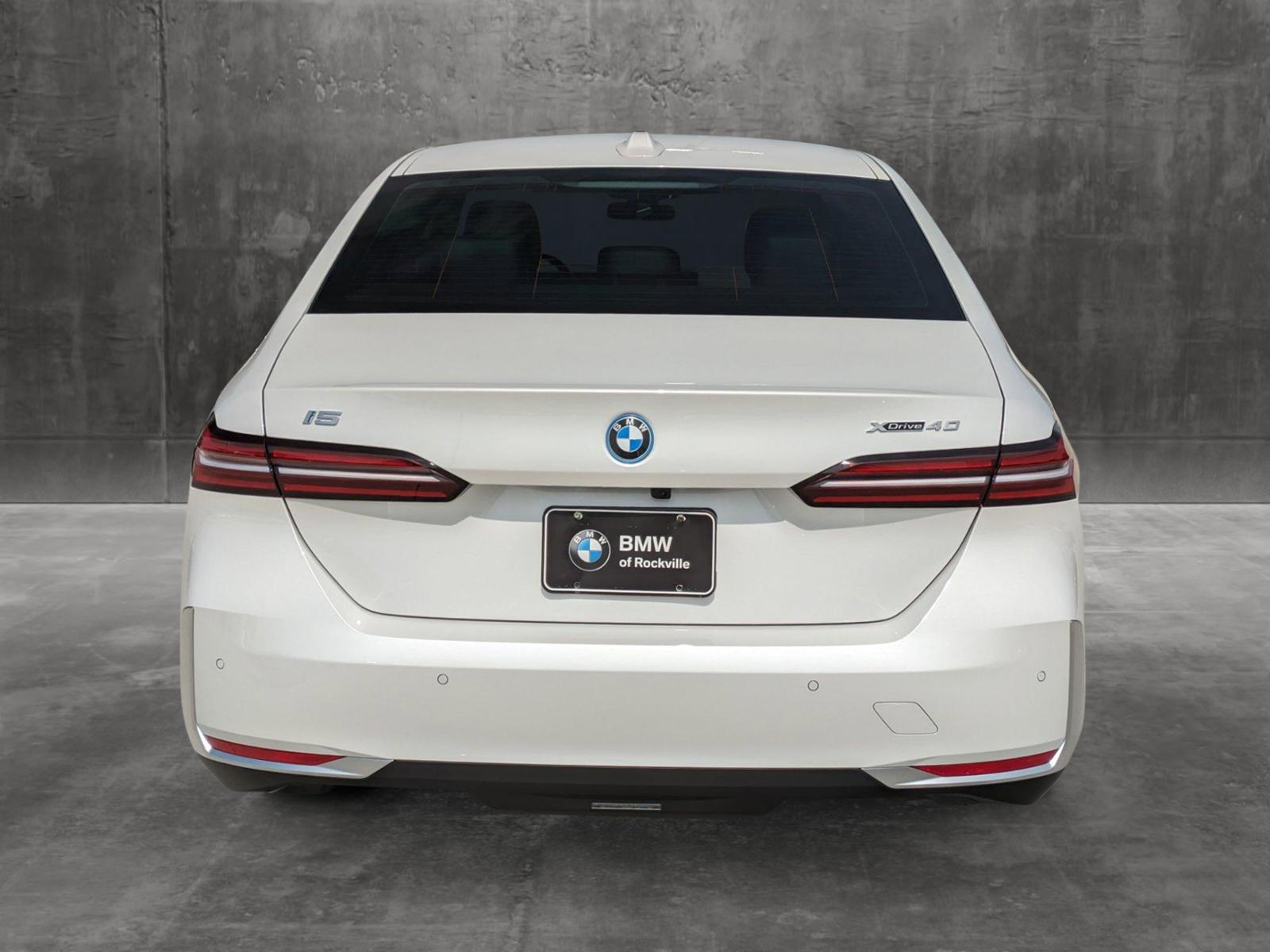 2025 BMW i5 Vehicle Photo in Rockville, MD 20852