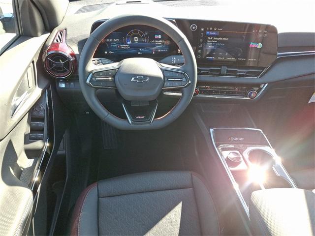 2025 Chevrolet Equinox Vehicle Photo in BERLIN, MD 21811-1121