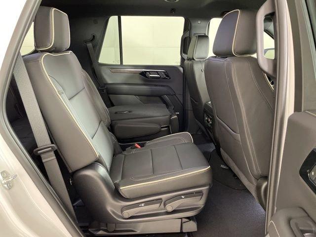 2025 Chevrolet Tahoe Vehicle Photo in PHOENIX, AZ 85014-3381