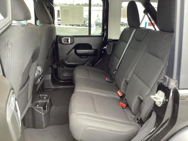 2023 Jeep Wrangler Vehicle Photo in Gardner, MA 01440
