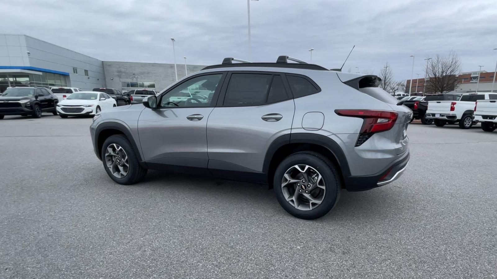 2025 Chevrolet Trax Vehicle Photo in BENTONVILLE, AR 72712-4322