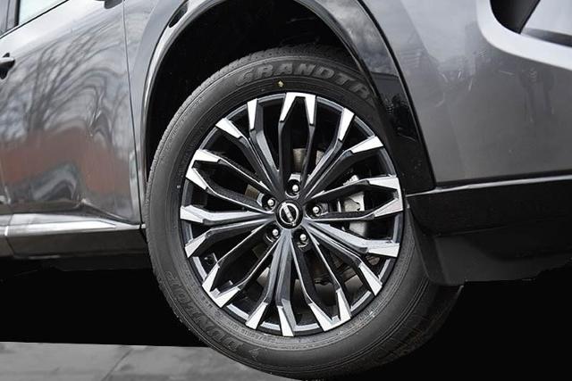 2025 Nissan Rogue Vehicle Photo in Ballwin, MO 63011