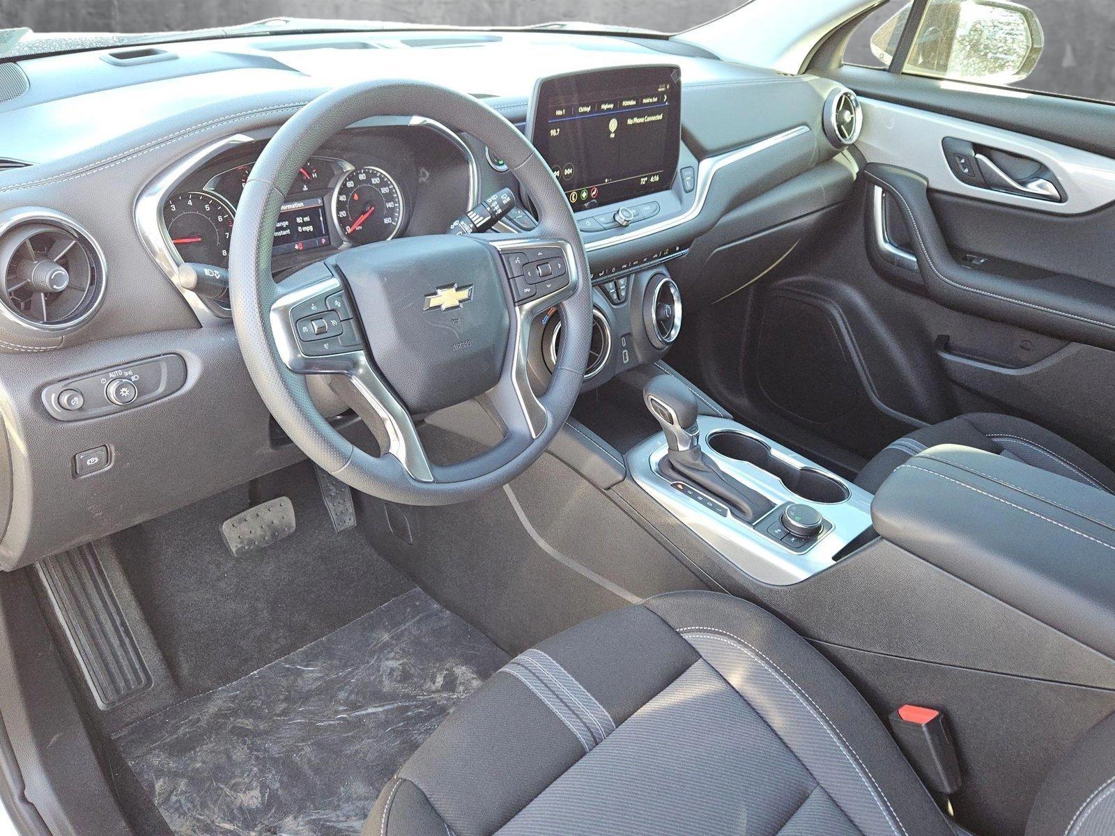 2025 Chevrolet Blazer Vehicle Photo in MESA, AZ 85206-4395