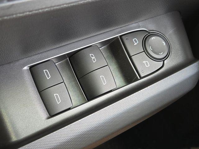 2024 Chevrolet Colorado Vehicle Photo in CROSBY, TX 77532-9157
