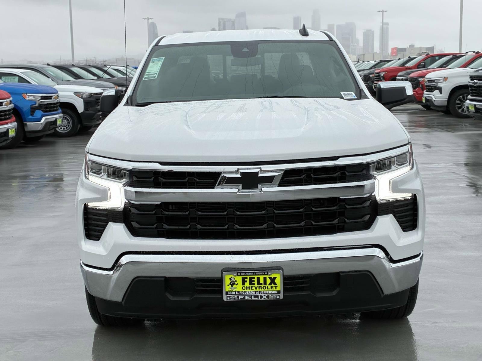 2025 Chevrolet Silverado 1500 Vehicle Photo in LOS ANGELES, CA 90007-3794