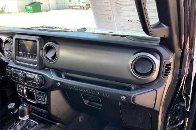 2023 Jeep Wrangler Vehicle Photo in Kansas City, MO 64114