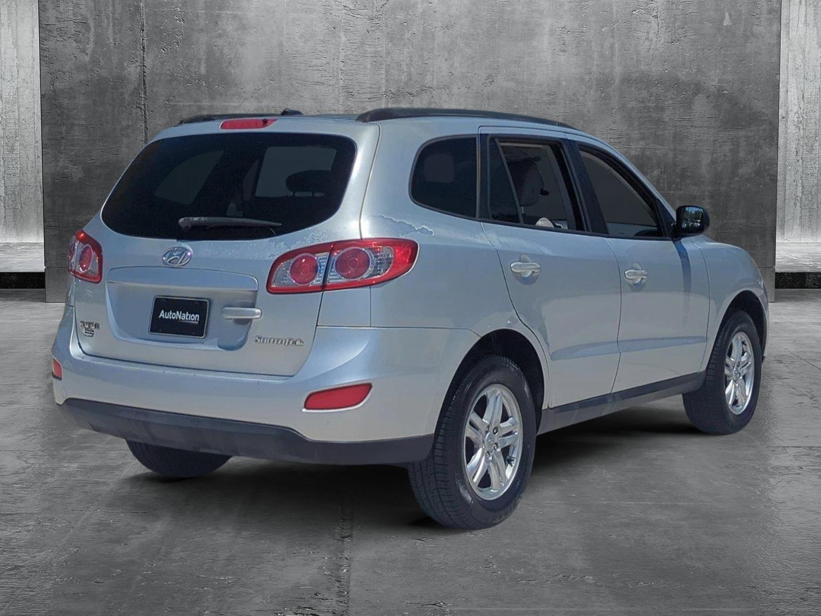 2011 Hyundai SANTA FE Vehicle Photo in Pembroke Pines, FL 33027